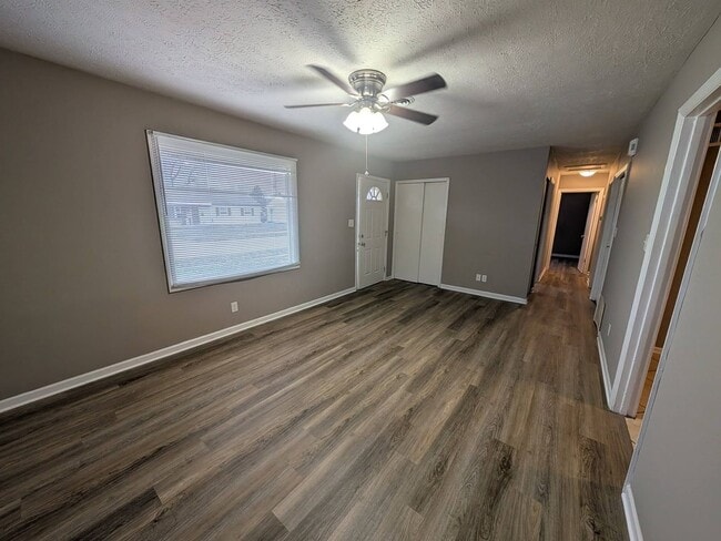 Foto del edificio - Cute 3 bedroom in Eastmont