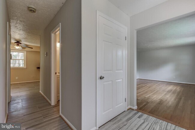 Building Photo - 11914 Fort Washington Rd