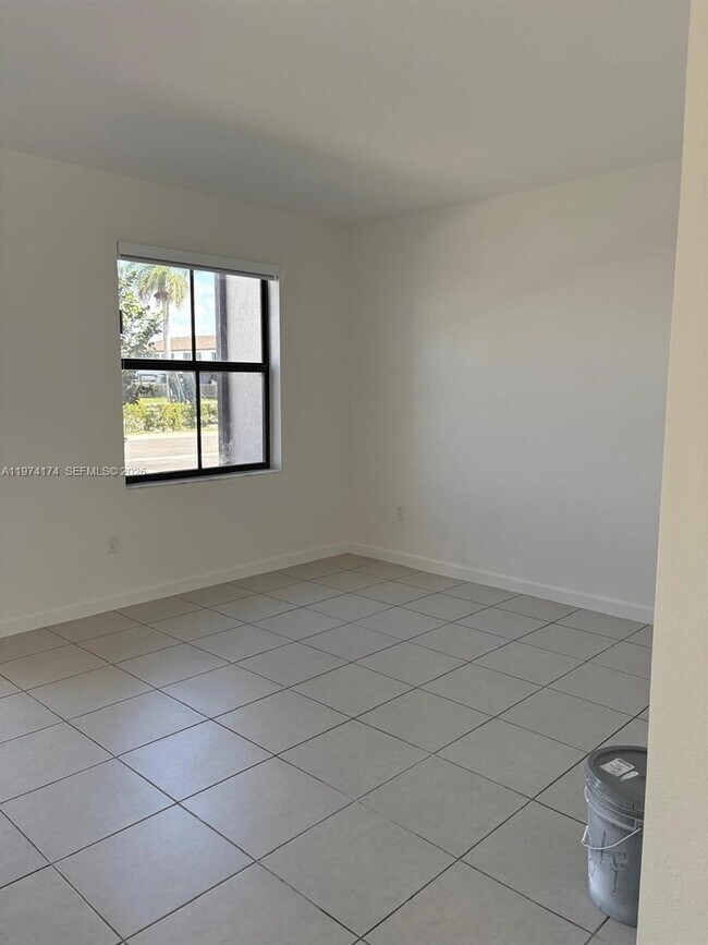 Foto del edificio - 12832 SW 232nd St