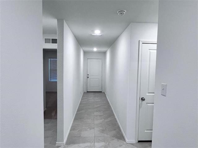 Foto del edificio - 411 Ashbrook Wy