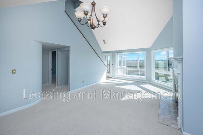 Foto del edificio - 242 Little Oak Island Dr