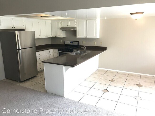 Building Photo - 4 br, 2 bath House - 3909 Thousand Oaks Dr.