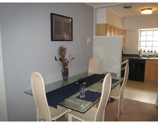 Foto del edificio - 23 Lake Shore Ct