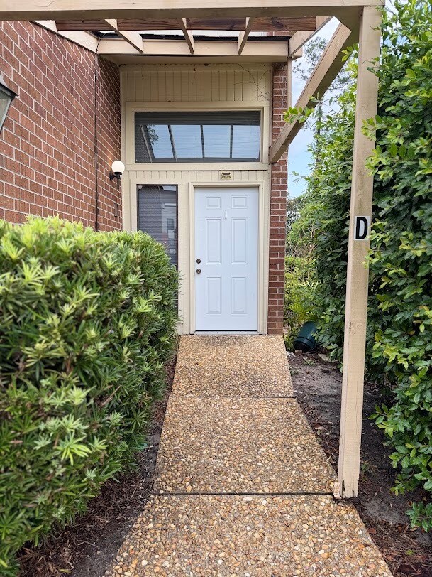 Building Photo - 1307 Baytree Dr
