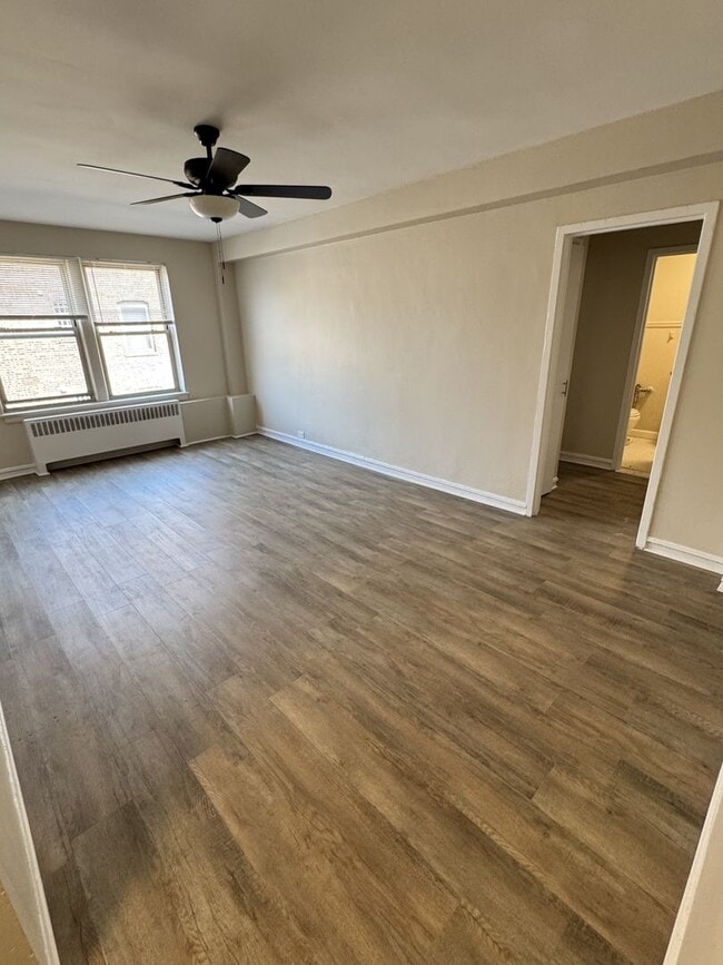 Interior Photo - 7220