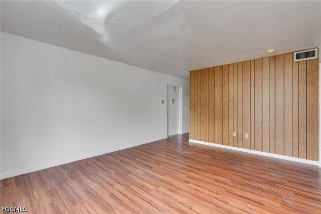 Foto del edificio - 2828 Jackson St