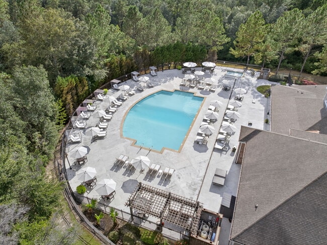 Building Photo - Charleston Apartment Homes