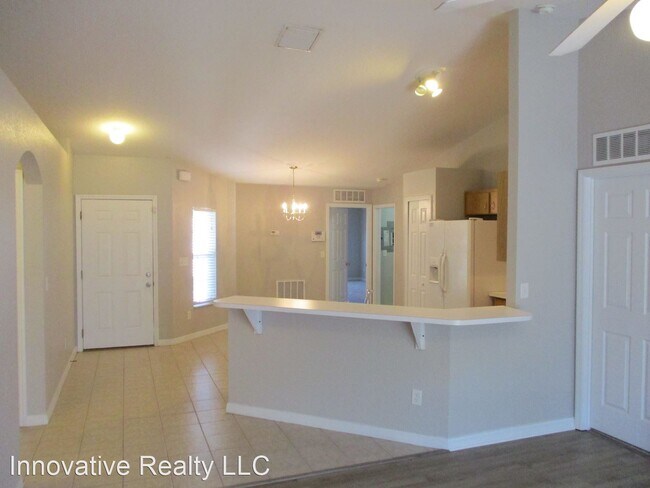 Foto del edificio - 4 br, 2.5 bath House - 5413 Rose Ave.