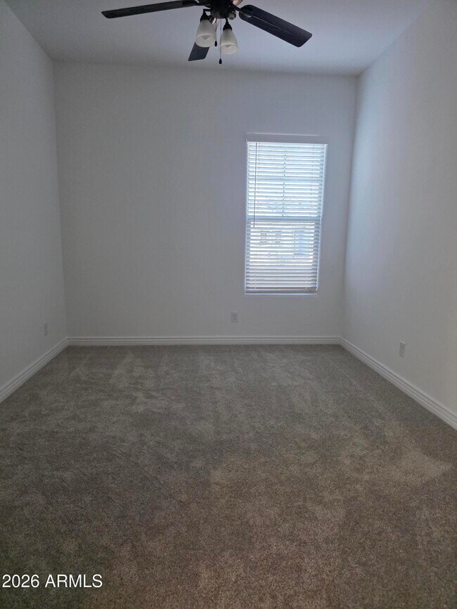 Building Photo - 7641 W Staghorn Rd