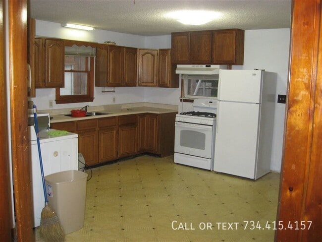 Foto del edificio - 2866 Golfside Rd
