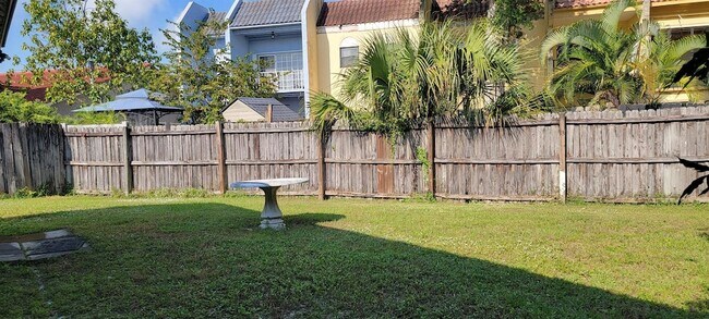 Foto del edificio - 12738 Peconic Ct