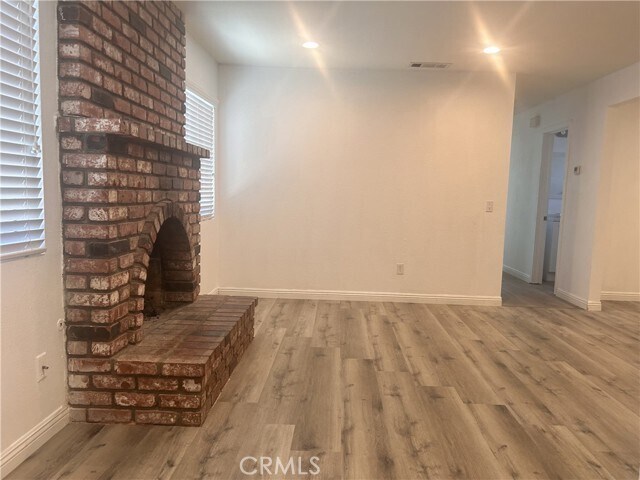 Foto del edificio - 15554 Ethel St