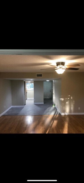 Foto del edificio - 4856 Tangerine Ave