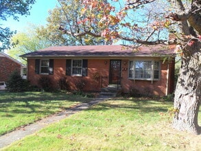 Building Photo - 3267 Aqueduct Dr