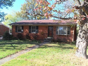 Building Photo - 3267 Aqueduct Dr