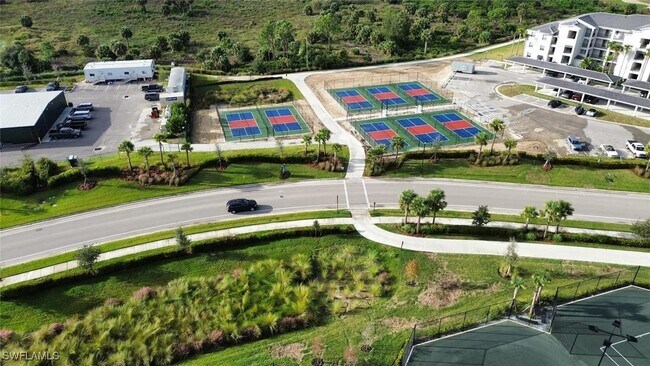 Building Photo - 43030 Greenway Blvd