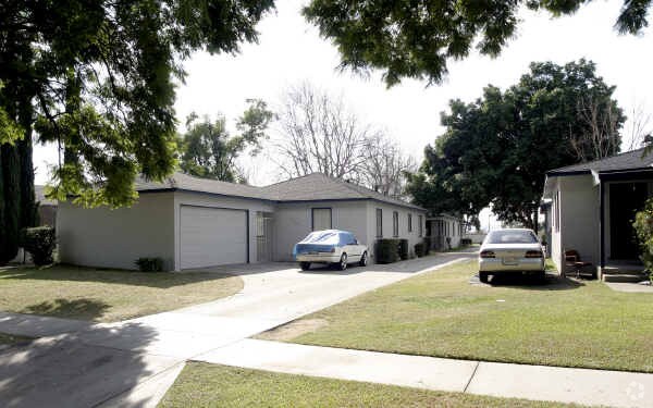Primary Photo - 13028-13034 1/2 Amar Rd