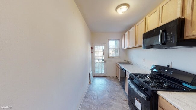 Building Photo - 1 br, 1 bath House - 1616 Good Hope Rd SE ...