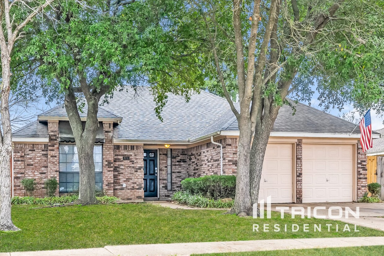 Primary Photo - 824 Bridgewater Lane Mesquite TX