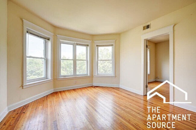 Foto del edificio - 1524 N Kedzie Ave