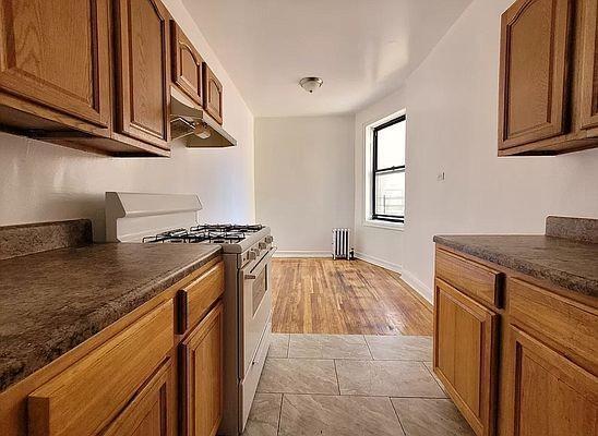 Foto principal - 1 bedroom in BRONX NY 10462