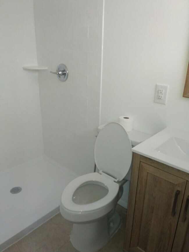 Building Photo - 10 Katherine Loop