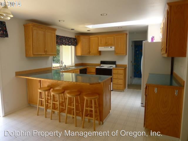Building Photo - 2835 Munsel Lake Rd