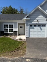 Building Photo - 6217 Blossom Ridge Cir
