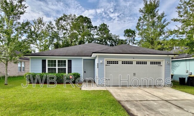 Building Photo - 8254 Maple St