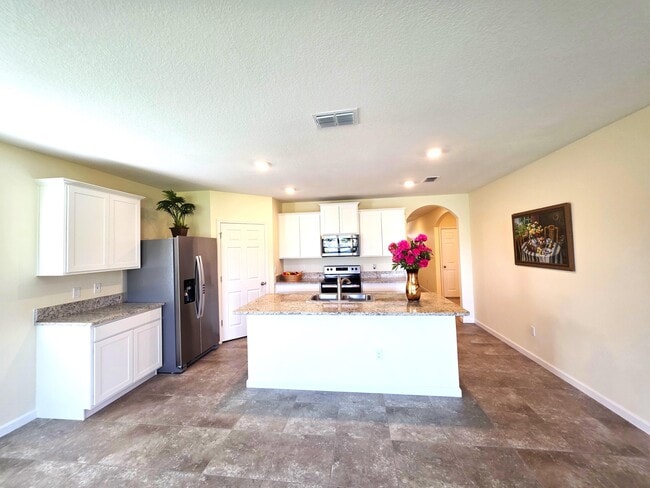 Foto del edificio - 6580 Canterbridge Dr