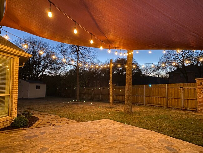 patio - 1761 Meyerwood Ln S
