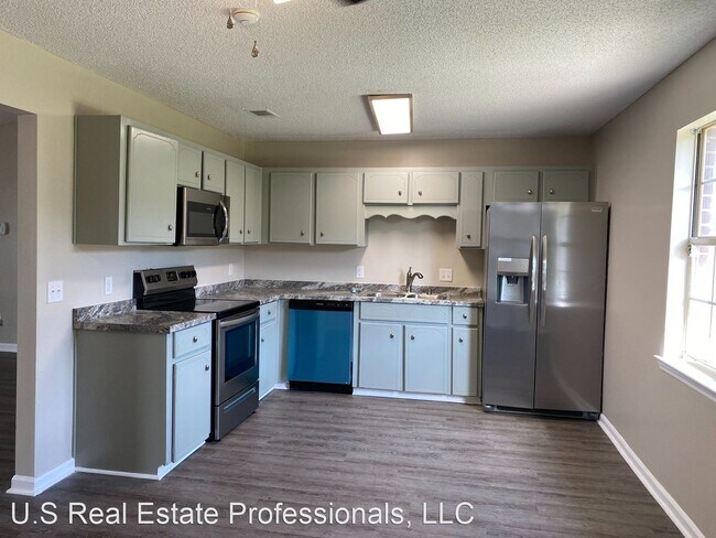 Building Photo - 3 br, 2 bath House - 702 Waterfield Drive