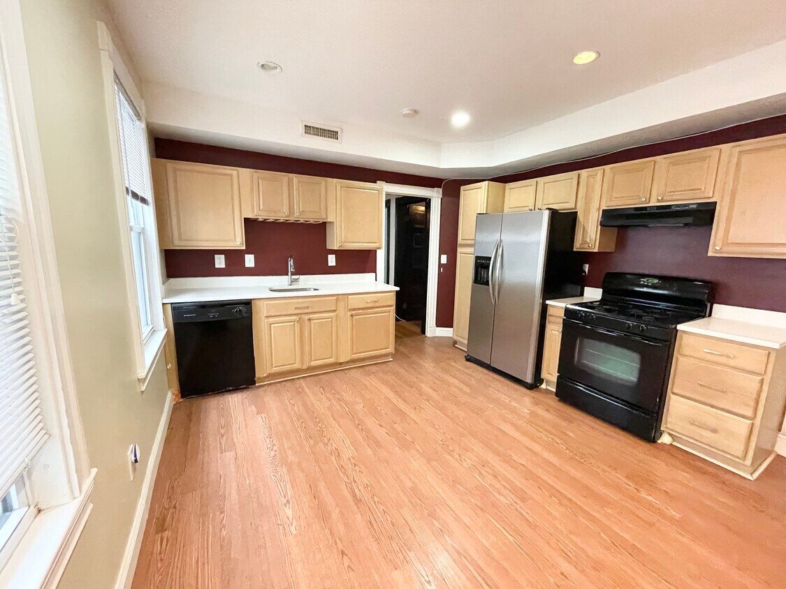 Foto principal - 10 Bucknam St