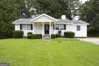 Building Photo - 1312 Cooper Rd