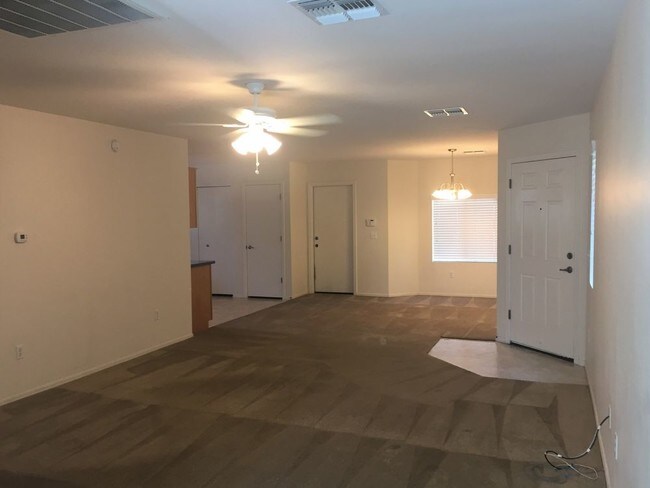 Building Photo - 2376 E Camino Malcote