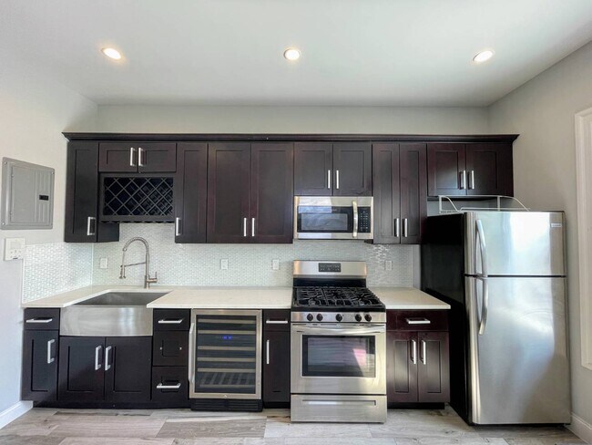 Foto del edificio - 67-54 78th St