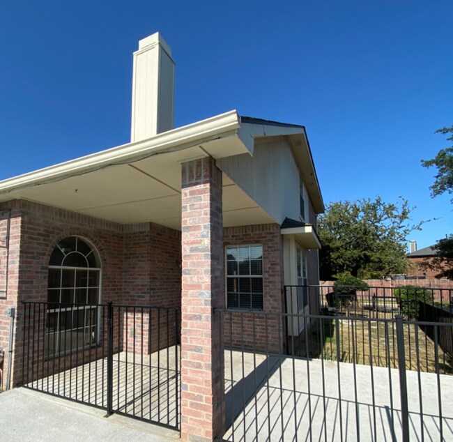 Building Photo - 1516 Harvest Run Dr