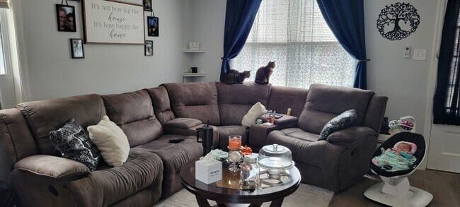 Foto del edificio - Pitman Gardens Apartments