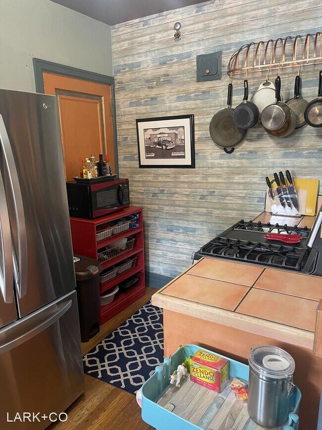 Foto del edificio - 1 br, 1 bath House - 2330 E. 13th Ave #7