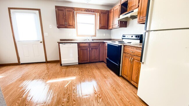 Foto del edificio - 403 Country Villa Ln