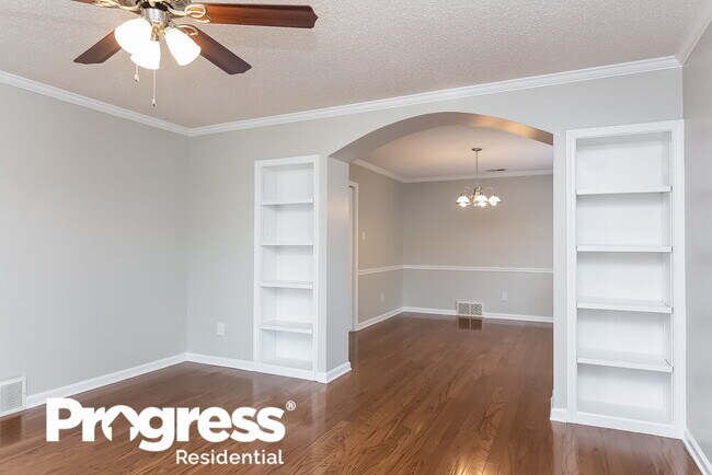 Building Photo - 7781 Hunters Run Dr