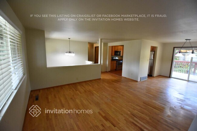 Foto del edificio - 11002 Dean Ct SW