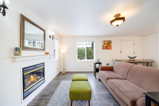 Foto del edificio - 5428 Delridge Way SW
