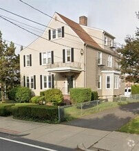 Building Photo - 114 Cottage St.