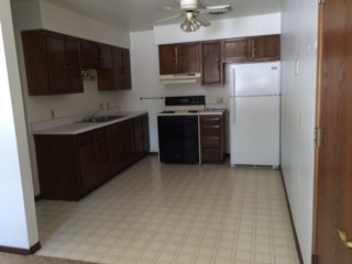 Building Photo - 403 Rainbow Ln