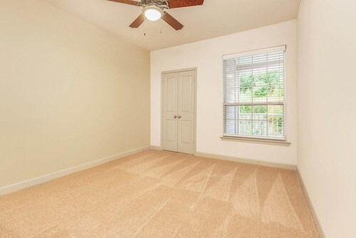 Primary Photo - 414 Ames Hill Dr