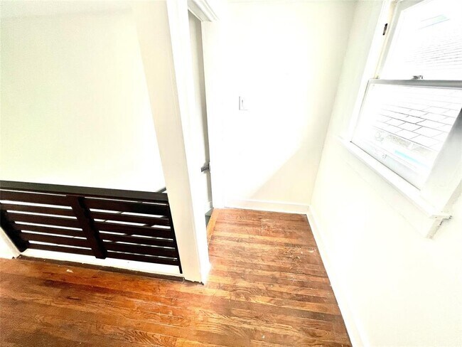 Foto del edificio - 5603 Rose St