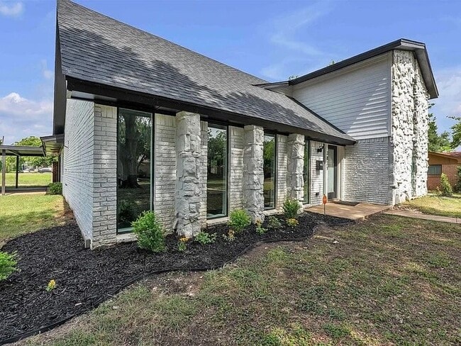 Building Photo - 3837 Kimball Ridge Dr