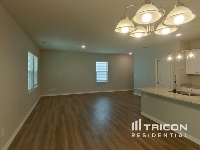 Building Photo - 3140 Baylor Cir