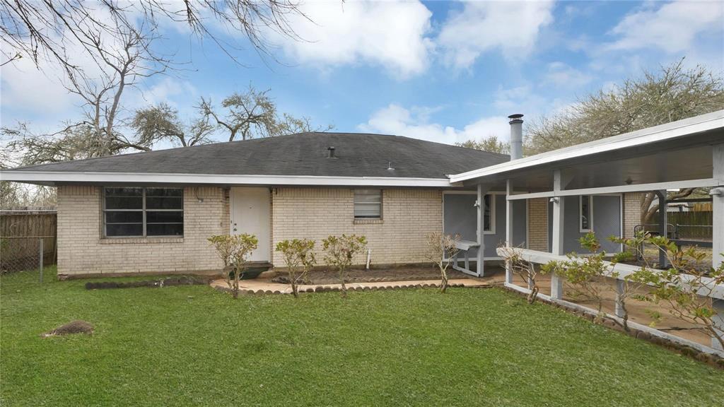 Foto principal - 4809 Truman St